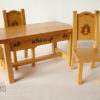 mobilier poupées bois table et 2 chaises