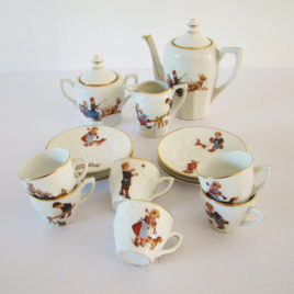 Ancienne Dinette Tisanière En Porcelaine Blanche - Jouet Enfant - Époque Jumeau