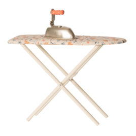 table à repasser pliante maileg 2019