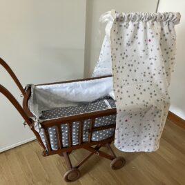 Lit de poupée DEJOU 1980 – Vintage
